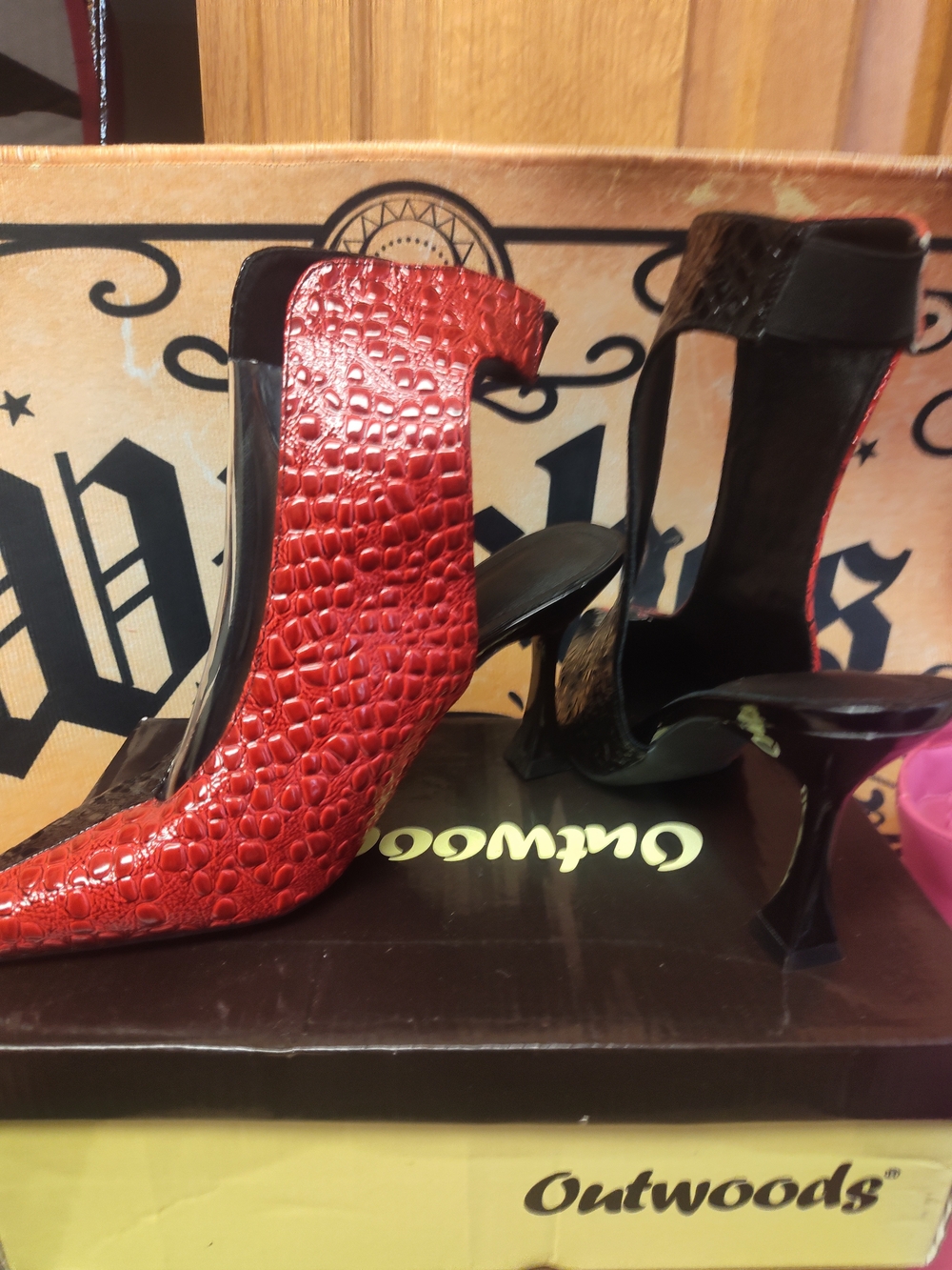 Two-Tone Croc-Embossed Pointed Ankle Heels in Red and Black - Picture 6 of 7